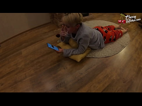 ❤️ La rossa boja xucla una polla enorme xucla i rebota sobre ella - Sexe anal ️❌ Porno rus al porno ca.storestarbucks.top ❌️